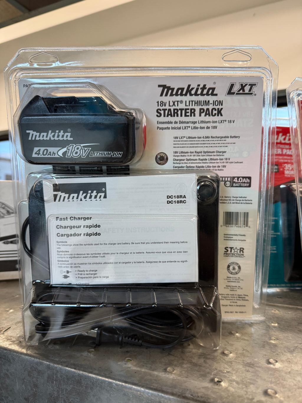 Makita
18v LXT LITHIUM-ION
STARTER PACK