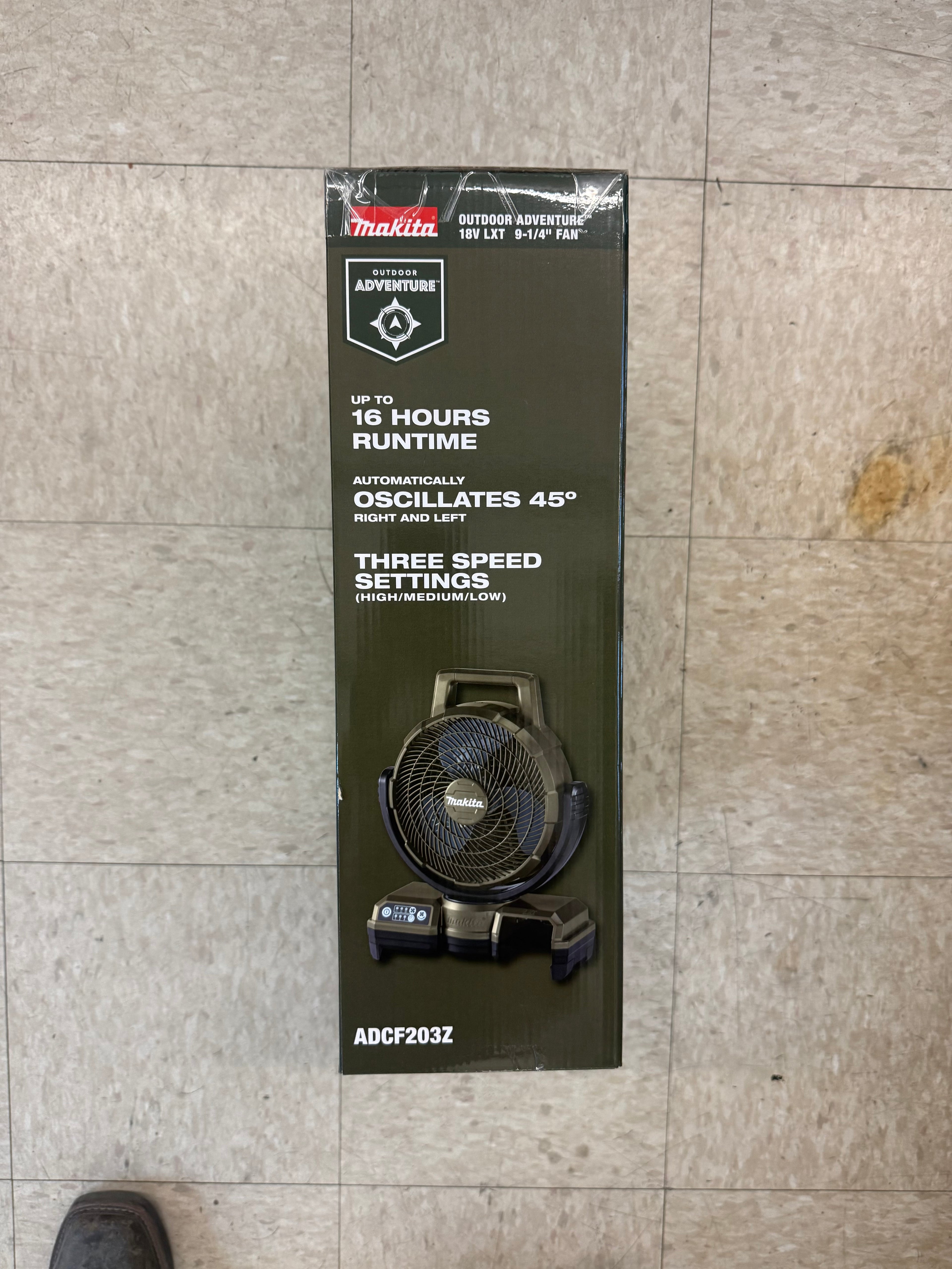 Makita Outdoor Adventure 18V LXT 9-1/4 Fan